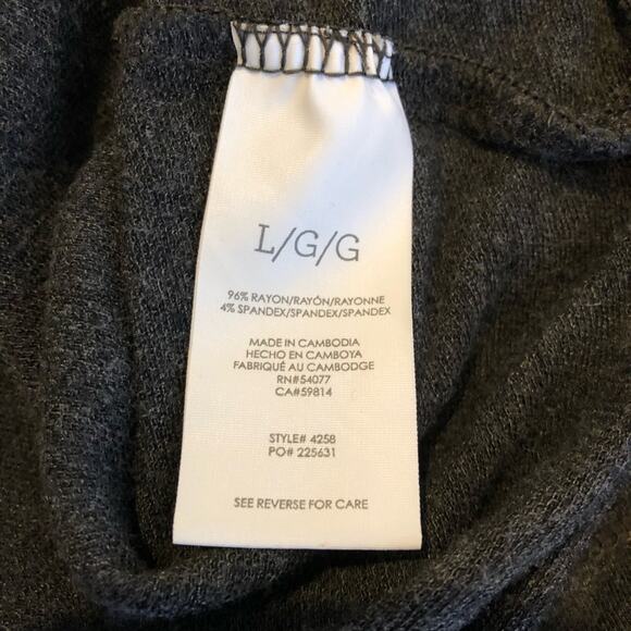 Cabi Elegant Tee charcoal gray collared v neck knit top size Large #4258 - Picture 9 of 15